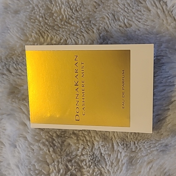 Perfume Bundle - Picture 6 of 7